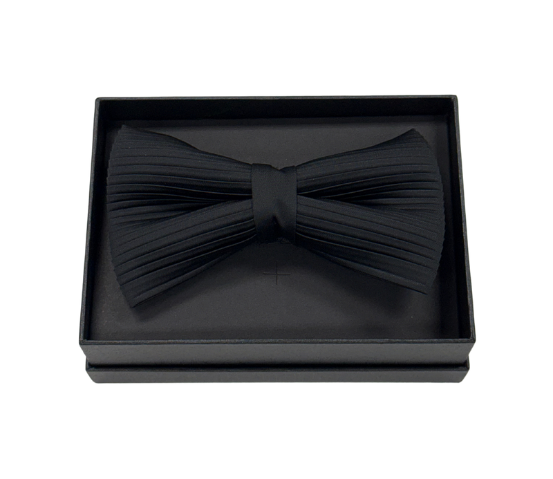 Black Pleated Tuxedo Bow Tie